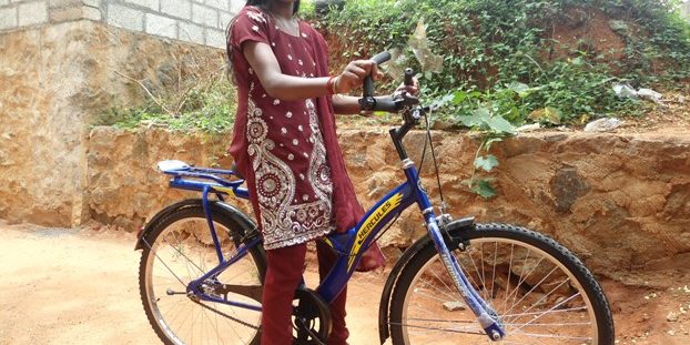 Non Fiori ma opere di bene: biciclette per l’India